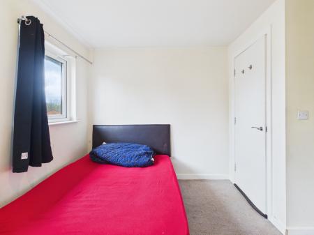 2 bedroom Flat to let in Hamnett Court, Birchwood, Warrington, WA3