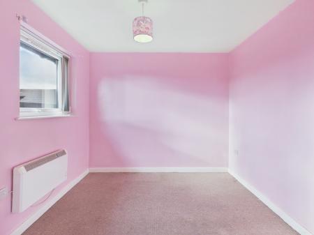 2 bedroom Flat to let in Hamnett Court, Birchwood, Warrington, WA3