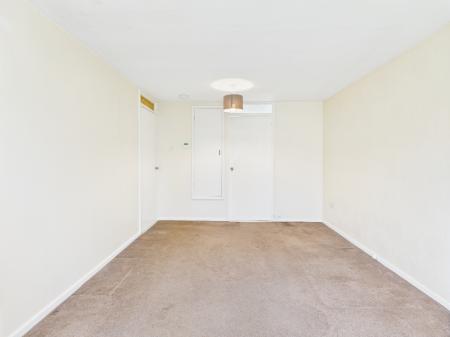 1 bedroom Flat to let in St Peters Way, Warrington, WA2