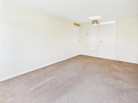 1 bedroom Flat to let in St Peters Way, Warrington, WA2