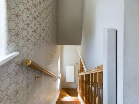 3 bedroom End of terrace house to let in Sandy lane, Orford, Warrington, WA2