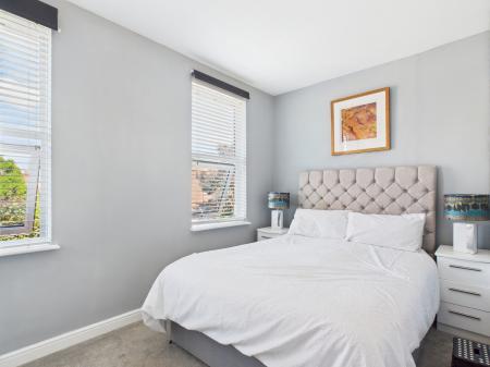 3 bedroom End of terrace house for sale in Blundells Road, Tilehurst, Reading, RG30