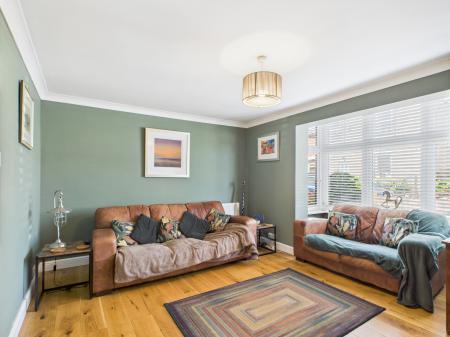 3 bedroom End of terrace house for sale in Blundells Road, Tilehurst, Reading, RG30