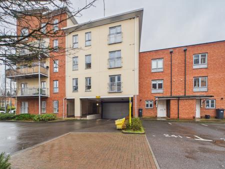 Evesham House, Battle Square, Reading, Reading, RG30