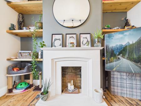 2 bedroom End of terrace house for sale in City Road, Tilehurst, Reading, RG31