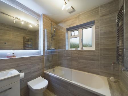 4 bedroom Semi-detached house for sale in Burghfield Road, Reading, Reading, RG30