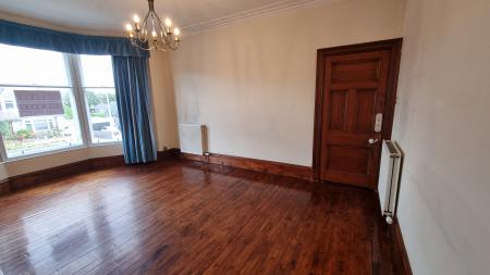 3 bedroom Flat to let in Bonnymuir Place, Midstocket, Aberdeen, AB15