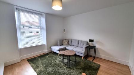 1 bedroom Flat to let in Claremont Place, The West End, Aberdeen, AB10