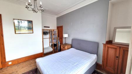 2 bedroom Flat to let in Claremont Place, The West End, Aberdeen, AB10