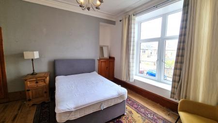 2 bedroom Flat to let in Claremont Place, The West End, Aberdeen, AB10