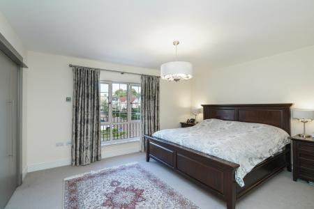 5 bedroom Detached house to let in Friarsfield Walk, Cults, Aberdeen, AB15