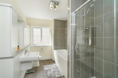 5 bedroom Detached house to let in Friarsfield Walk, Cults, Aberdeen, AB15