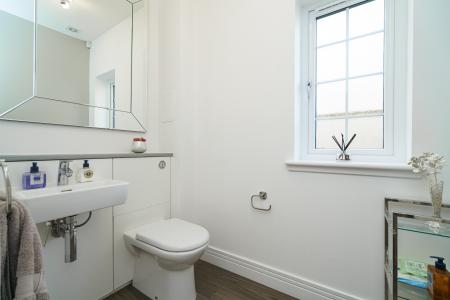 5 bedroom Detached house to let in Friarsfield Walk, Cults, Aberdeen, AB15