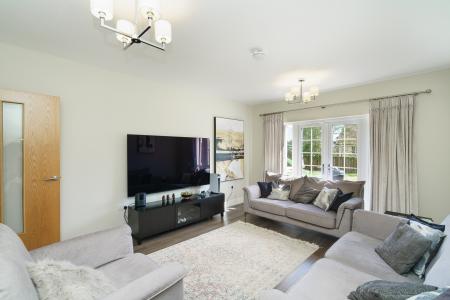 5 bedroom Detached house to let in Friarsfield Walk, Cults, Aberdeen, AB15