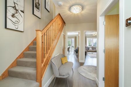 5 bedroom Detached house to let in Friarsfield Walk, Cults, Aberdeen, AB15