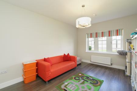 5 bedroom Detached house to let in Friarsfield Walk, Cults, Aberdeen, AB15