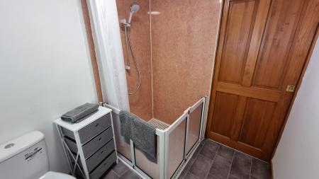 4 bedroom End of terrace house to let in Gordon Place, Bridge of Don, Aberdeen, AB23