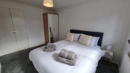 4 bedroom End of terrace house to let in Gordon Place, Bridge of Don, Aberdeen, AB23