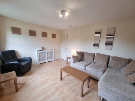 2 bedroom Flat to let in Hutcheon Low Place, Danestone, Aberdeen, AB21