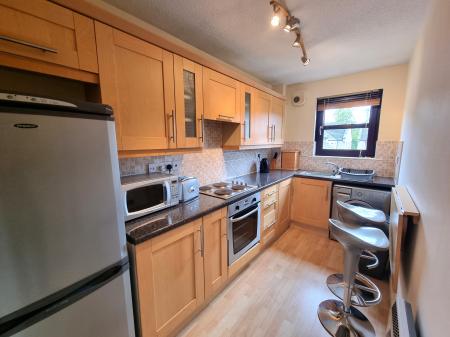 2 bedroom Flat to let in Hutcheon Low Place, Danestone, Aberdeen, AB21