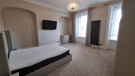 2 bedroom Flat to let in Jamaica Street, Kittybrewster, Aberdeen, AB25