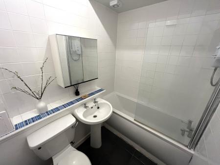 2 bedroom Flat to let in King Street, Old Aberdeen, Aberdeen, AB24
