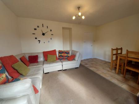 2 bedroom Flat to let in Lang Stracht, Lang Stracht, Aberdeen, AB15