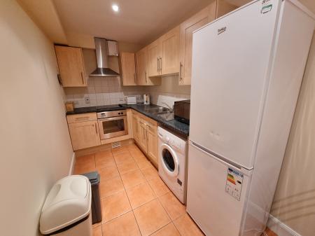 2 bedroom Flat to let in Market Street, The City Centre, Aberdeen, AB11