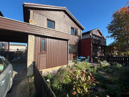 3 bedroom Terraced House to let in Millstone Place, Kemnay, AB51