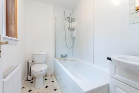 2 bedroom Flat to let in Polo Gardens, Stoneywood, AB21