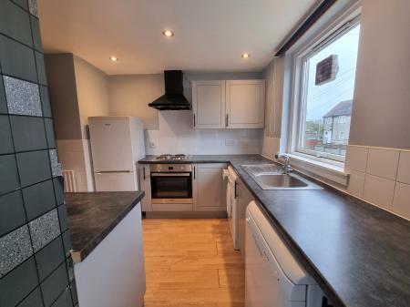 2 bedroom Flat to let in Provost Fraser Drive, Northfield, Aberdeen, AB16