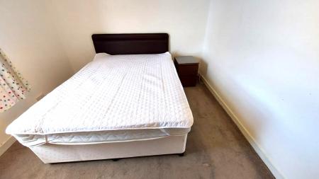 2 bedroom Flat to let in Provost Fraser Drive, Northfield, Aberdeen, AB16