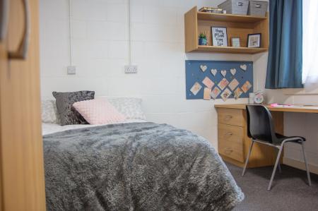 1 bedroom Flat share to let in St Peter Street, Aberdeen, AB24