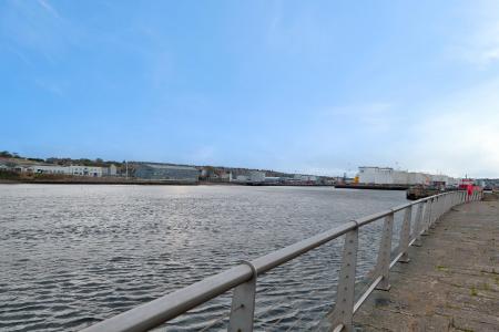 2 bedroom End of terrace house for sale in 13 Pilot Square, Footdee, Aberdeen, AB11