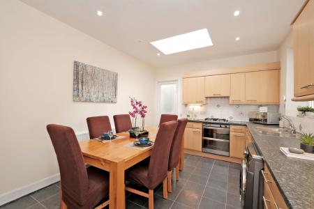 2 bedroom Flat for sale in 16 Belvidere Crescent, Rosemount, Aberdeen, AB25