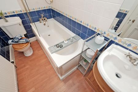 2 bedroom Flat for sale in 16 Belvidere Crescent, Rosemount, Aberdeen, AB25