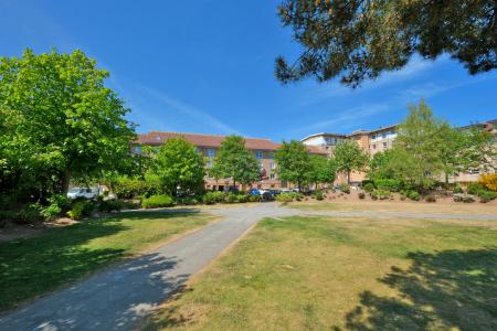 2 bedroom Flat for sale in 21 Bannermill Place, The Beach, Aberdeen, AB24