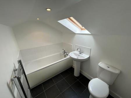 3 bedroom Flat for sale in 21 Leslie Road, Hilton, Aberdeen, AB24