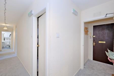 3 bedroom Flat for sale in 22 Stafford Street, The City Centre, Aberdeen, AB25
