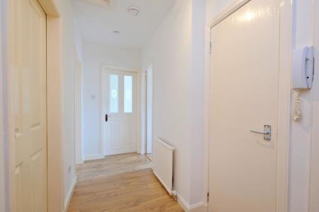 2 bedroom Flat for sale in 220 Oldcroft Place, Cornhill, Aberdeen, AB16