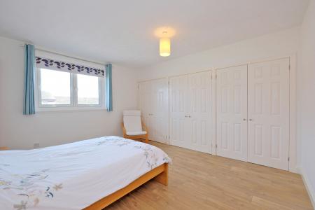 2 bedroom Flat for sale in 220 Oldcroft Place, Cornhill, Aberdeen, AB16