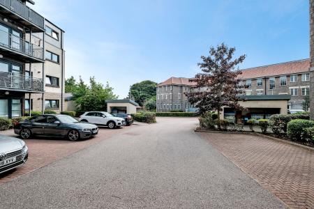 2 bedroom Flat for sale in 25 Cooper Lane, Hilton, Aberdeen, AB24