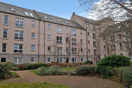 2 bedroom Flat for sale in 29 Dee Village, The City Centre, Aberdeen, AB11