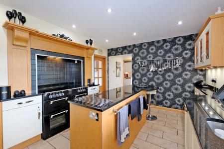 3 bedroom End of terrace house for sale in 36 Kirk Terrace, Cults, Aberdeen, AB15