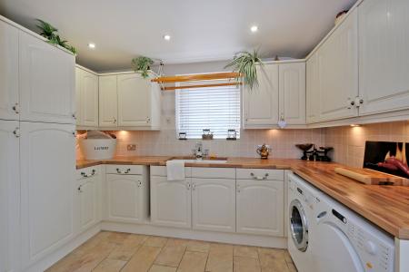 3 bedroom End of terrace house for sale in 36 Kirk Terrace, Cults, Aberdeen, AB15