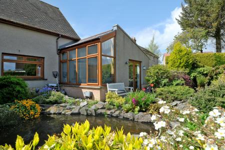 3 bedroom End of terrace house for sale in 36 Kirk Terrace, Cults, Aberdeen, AB15