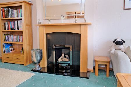 3 bedroom End of terrace house for sale in 36 Kirk Terrace, Cults, Aberdeen, AB15