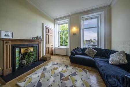 4 bedroom Flat for sale in 364 North Deeside Road, Cults, Aberdeen, AB15