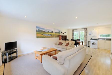 2 bedroom Semi-detached house for sale in 4 Queens Court, Inchmarlo, Banchory, AB31