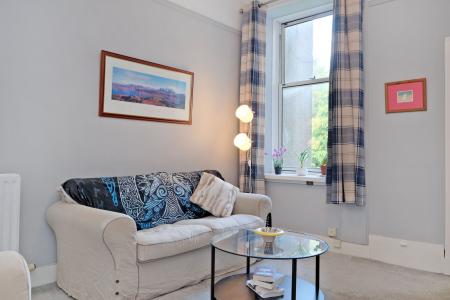 2 bedroom Flat for sale in 54 Balmoral Place, The City Centre, Aberdeen, AB10